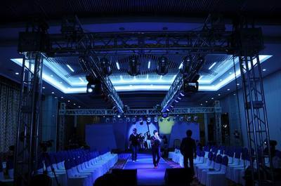 北京舞臺(tái)租賃,舞臺(tái)桁架出租,價(jià)格便宜_設(shè)備租售_演藝吧_中華演出網(wǎng)